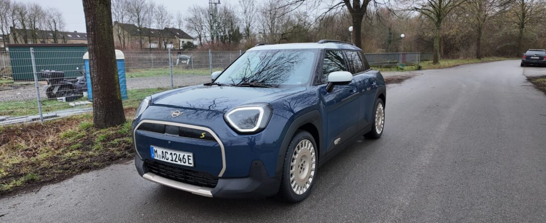 MINI Aceman SE im Wintertest: Kompakt-SUV mit Elektro-Power